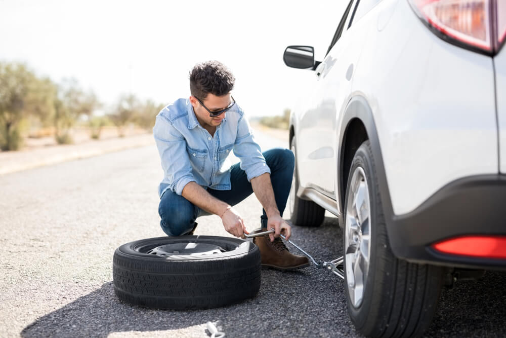 how to install spare tire on car