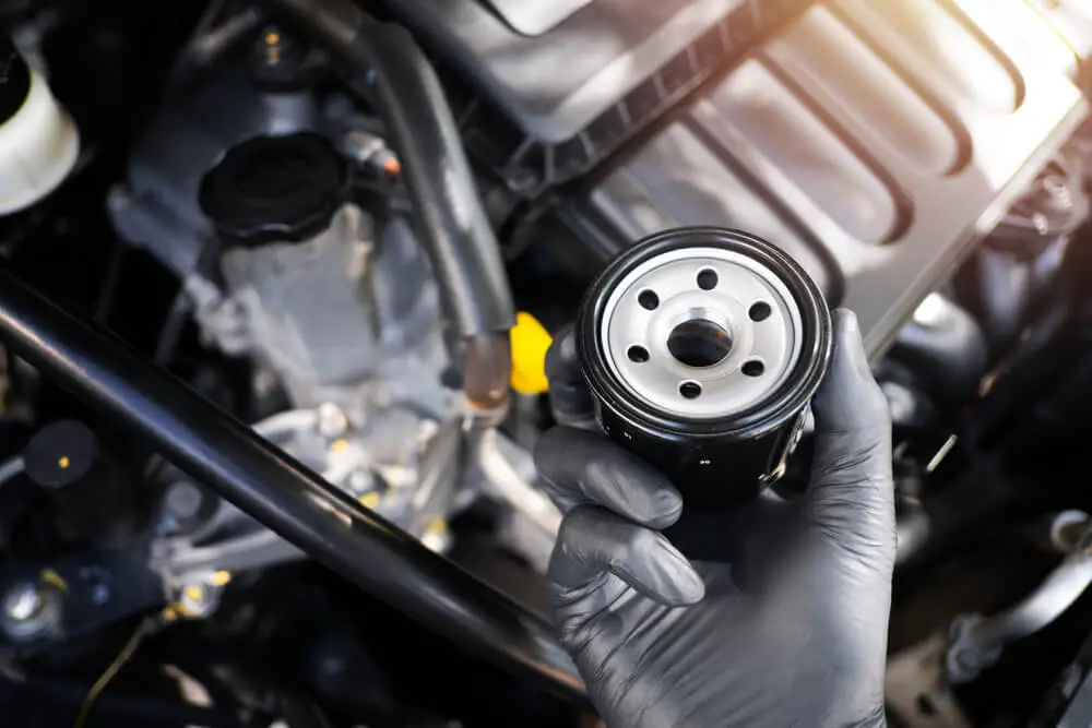 can you use a regular oil filter with synthetic oil