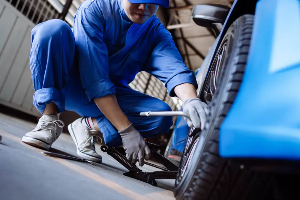 tire-stuck-on-rotor-causes-and-removing-ways-vehicle-fixing